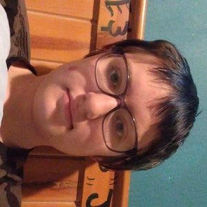 Meet your Posher, Sky